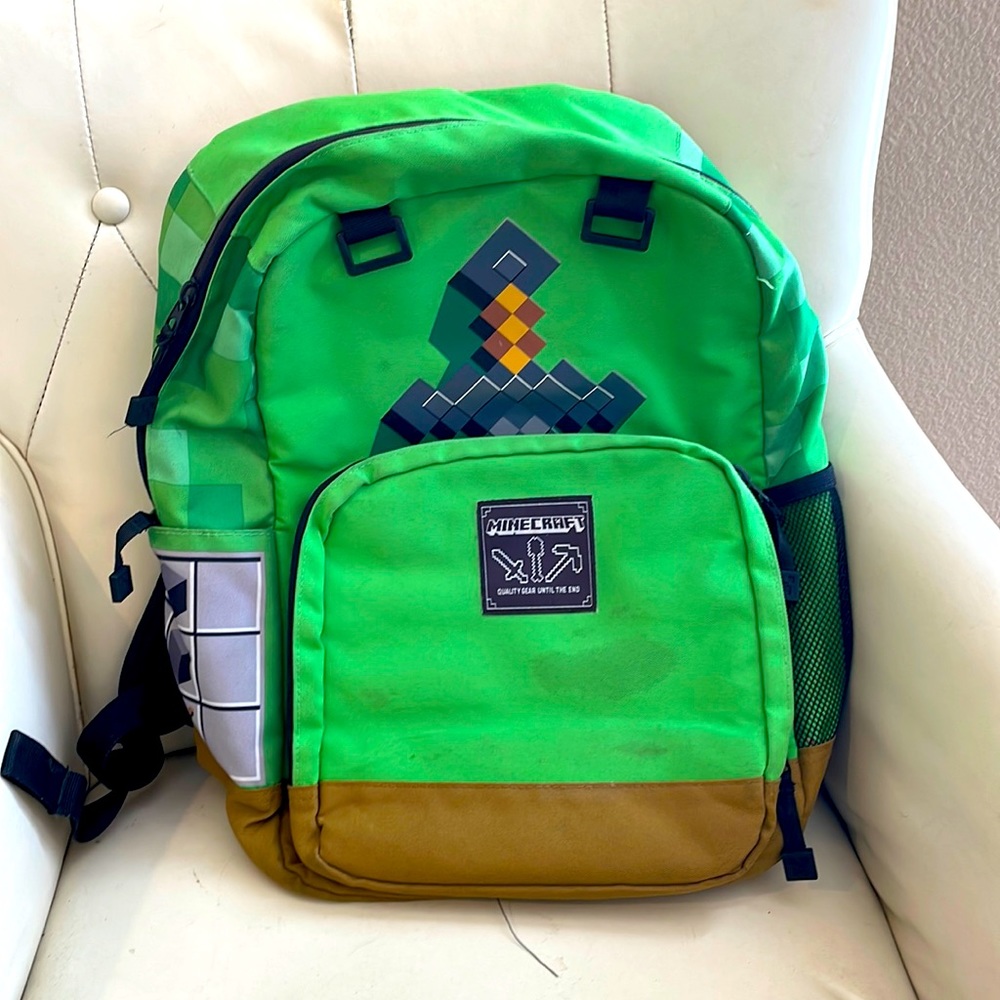 Minecraft Backpack 🎒 2 pockets, water bottle keeper💚